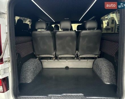 Белый Опель Виваро, объемом двигателя 1.6 л и пробегом 195 тыс. км за 18200 $, фото 12 на Automoto.ua