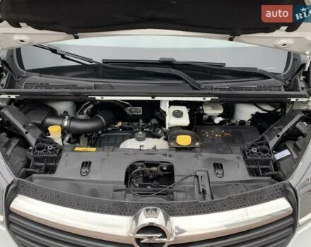 Белый Опель Виваро, объемом двигателя 1.6 л и пробегом 189 тыс. км за 17950 $, фото 38 на Automoto.ua