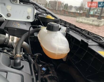 Белый Опель Виваро, объемом двигателя 1.6 л и пробегом 189 тыс. км за 17950 $, фото 40 на Automoto.ua