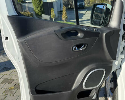 Белый Опель Виваро, объемом двигателя 1.6 л и пробегом 276 тыс. км за 14900 $, фото 6 на Automoto.ua