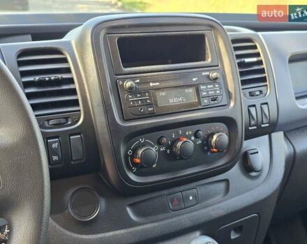 Белый Опель Виваро, объемом двигателя 1.6 л и пробегом 160 тыс. км за 14500 $, фото 45 на Automoto.ua