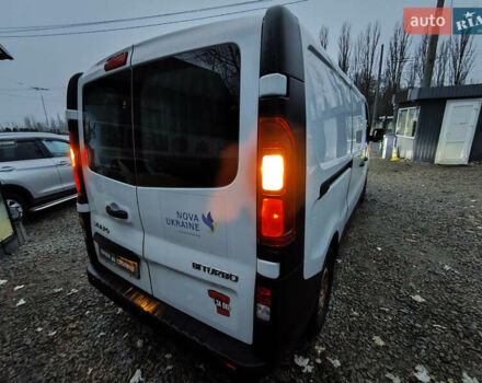 Білий Опель Віваро, об'ємом двигуна 1.6 л та пробігом 248 тис. км за 12000 $, фото 5 на Automoto.ua