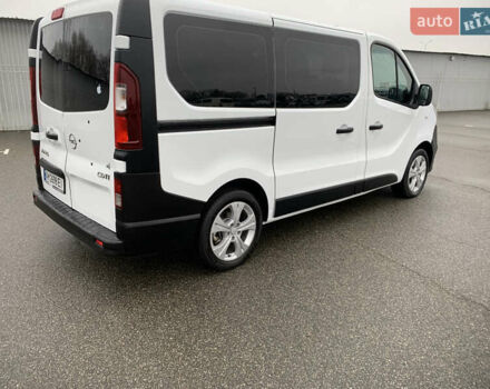 Білий Опель Віваро, об'ємом двигуна 1.6 л та пробігом 183 тис. км за 14900 $, фото 5 на Automoto.ua