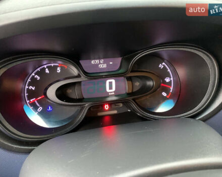 Білий Опель Віваро, об'ємом двигуна 1.6 л та пробігом 183 тис. км за 14900 $, фото 27 на Automoto.ua