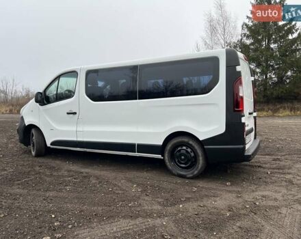 Білий Опель Віваро, об'ємом двигуна 1.6 л та пробігом 211 тис. км за 15800 $, фото 6 на Automoto.ua