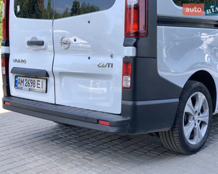 Белый Опель Виваро, объемом двигателя 1.6 л и пробегом 183 тыс. км за 14555 $, фото 20 на Automoto.ua