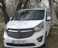Белый Опель Виваро, объемом двигателя 1.6 л и пробегом 250 тыс. км за 14900 $, фото 1 на Automoto.ua