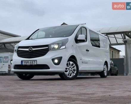 Белый Опель Виваро, объемом двигателя 1.6 л и пробегом 189 тыс. км за 17950 $, фото 2 на Automoto.ua