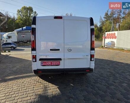 Белый Опель Виваро, объемом двигателя 1.6 л и пробегом 245 тыс. км за 14800 $, фото 19 на Automoto.ua