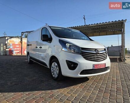 Белый Опель Виваро, объемом двигателя 1.6 л и пробегом 245 тыс. км за 14800 $, фото 4 на Automoto.ua