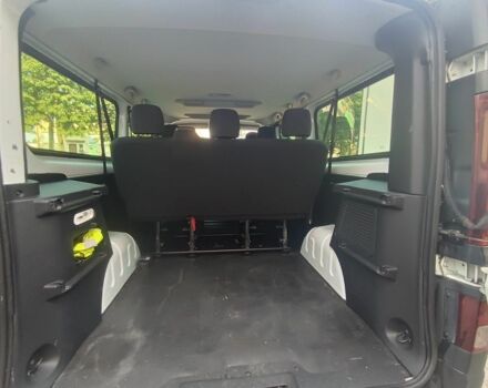 Білий Опель Віваро, об'ємом двигуна 1.6 л та пробігом 247 тис. км за 12850 $, фото 12 на Automoto.ua