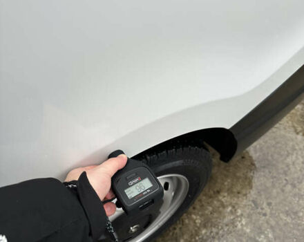 Белый Опель Виваро, объемом двигателя 1.6 л и пробегом 233 тыс. км за 14700 $, фото 103 на Automoto.ua