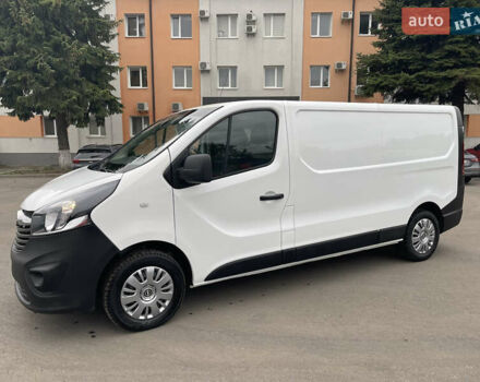Белый Опель Виваро, объемом двигателя 1.6 л и пробегом 128 тыс. км за 14500 $, фото 2 на Automoto.ua