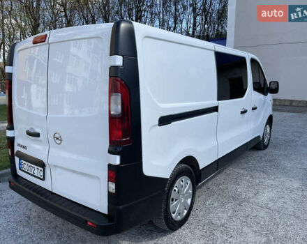 Белый Опель Виваро, объемом двигателя 1.6 л и пробегом 236 тыс. км за 15200 $, фото 1 на Automoto.ua