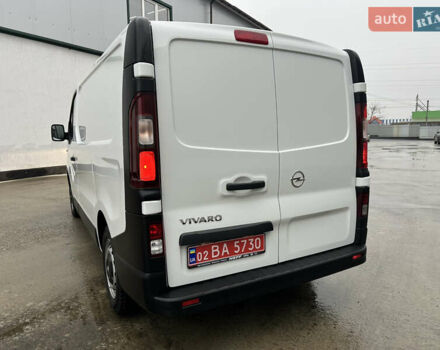 Белый Опель Виваро, объемом двигателя 1.6 л и пробегом 233 тыс. км за 14700 $, фото 17 на Automoto.ua