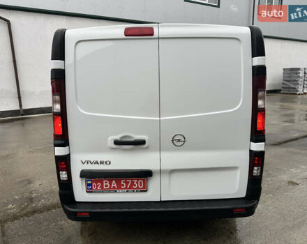 Белый Опель Виваро, объемом двигателя 1.6 л и пробегом 233 тыс. км за 14700 $, фото 19 на Automoto.ua