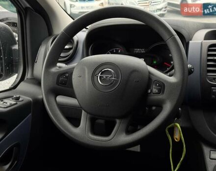 Белый Опель Виваро, объемом двигателя 1.6 л и пробегом 179 тыс. км за 15300 $, фото 61 на Automoto.ua