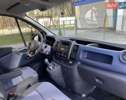 Белый Опель Виваро, объемом двигателя 1.6 л и пробегом 236 тыс. км за 15200 $, фото 8 на Automoto.ua