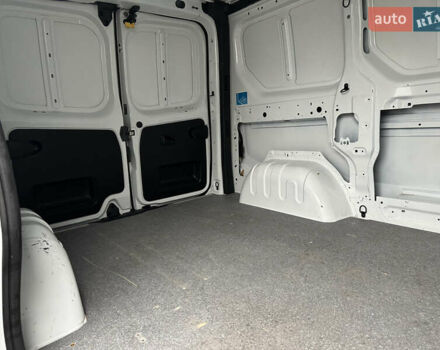 Белый Опель Виваро, объемом двигателя 1.6 л и пробегом 233 тыс. км за 14700 $, фото 64 на Automoto.ua