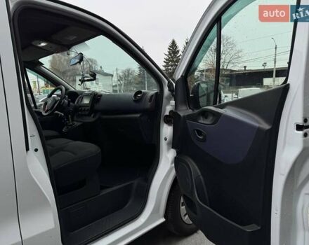 Белый Опель Виваро, объемом двигателя 1.6 л и пробегом 179 тыс. км за 15300 $, фото 54 на Automoto.ua