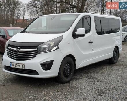 Білий Опель Віваро, об'ємом двигуна 1.6 л та пробігом 205 тис. км за 16550 $, фото 2 на Automoto.ua