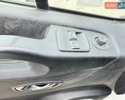 Білий Опель Віваро, об'ємом двигуна 1.6 л та пробігом 346 тис. км за 10750 $, фото 14 на Automoto.ua