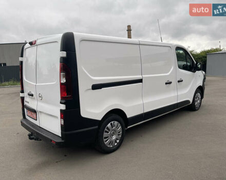 Белый Опель Виваро, объемом двигателя 1.6 л и пробегом 128 тыс. км за 14500 $, фото 9 на Automoto.ua