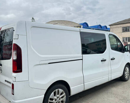 Білий Опель Віваро, об'ємом двигуна 1.6 л та пробігом 346 тис. км за 10750 $, фото 4 на Automoto.ua