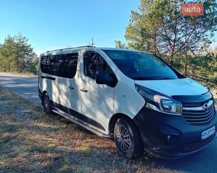 Белый Опель Виваро, объемом двигателя 1.6 л и пробегом 182 тыс. км за 14500 $, фото 7 на Automoto.ua