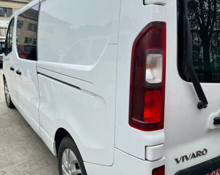 Білий Опель Віваро, об'ємом двигуна 1.6 л та пробігом 346 тис. км за 10750 $, фото 7 на Automoto.ua