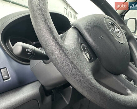 Белый Опель Виваро, объемом двигателя 1.6 л и пробегом 233 тыс. км за 14700 $, фото 47 на Automoto.ua