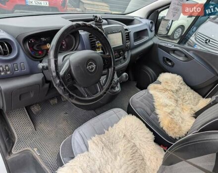 Білий Опель Віваро, об'ємом двигуна 1.6 л та пробігом 205 тис. км за 16550 $, фото 27 на Automoto.ua