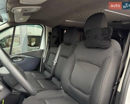 Белый Опель Виваро, объемом двигателя 1.6 л и пробегом 179 тыс. км за 15300 $, фото 34 на Automoto.ua