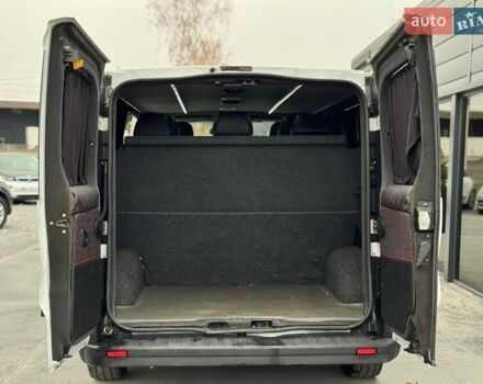 Белый Опель Виваро, объемом двигателя 1.6 л и пробегом 179 тыс. км за 15300 $, фото 45 на Automoto.ua