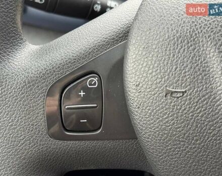 Белый Опель Виваро, объемом двигателя 1.6 л и пробегом 179 тыс. км за 15300 $, фото 18 на Automoto.ua