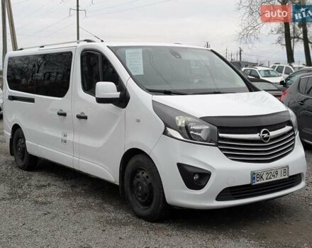 Білий Опель Віваро, об'ємом двигуна 1.6 л та пробігом 205 тис. км за 16550 $, фото 7 на Automoto.ua