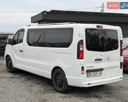 Білий Опель Віваро, об'ємом двигуна 1.6 л та пробігом 205 тис. км за 16550 $, фото 17 на Automoto.ua