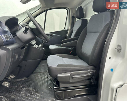 Белый Опель Виваро, объемом двигателя 1.6 л и пробегом 233 тыс. км за 14700 $, фото 39 на Automoto.ua