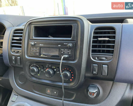 Белый Опель Виваро, объемом двигателя 1.6 л и пробегом 236 тыс. км за 15200 $, фото 17 на Automoto.ua