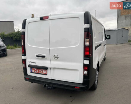 Белый Опель Виваро, объемом двигателя 1.6 л и пробегом 128 тыс. км за 14500 $, фото 8 на Automoto.ua