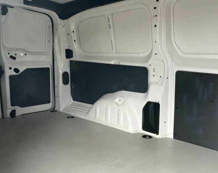 Білий Опель Віваро, об'ємом двигуна 2 л та пробігом 158 тис. км за 17600 $, фото 21 на Automoto.ua