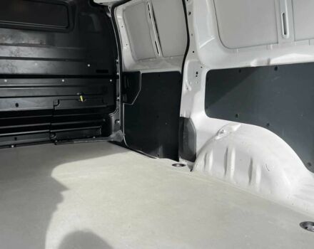 Білий Опель Віваро, об'ємом двигуна 2 л та пробігом 158 тис. км за 17600 $, фото 20 на Automoto.ua