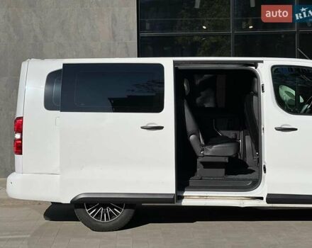 Белый Опель Виваро, объемом двигателя 2 л и пробегом 240 тыс. км за 21699 $, фото 12 на Automoto.ua