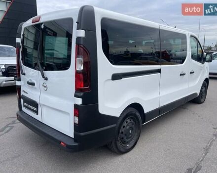 Белый Опель Виваро, объемом двигателя 1.6 л и пробегом 72 тыс. км за 25400 $, фото 6 на Automoto.ua