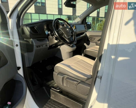 Белый Опель Виваро, объемом двигателя 2 л и пробегом 200 тыс. км за 27200 $, фото 7 на Automoto.ua