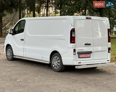 Білий Опель Віваро, об'ємом двигуна 1.6 л та пробігом 231 тис. км за 17990 $, фото 18 на Automoto.ua