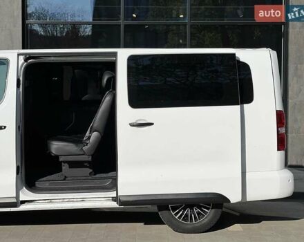 Белый Опель Виваро, объемом двигателя 2 л и пробегом 240 тыс. км за 21699 $, фото 11 на Automoto.ua