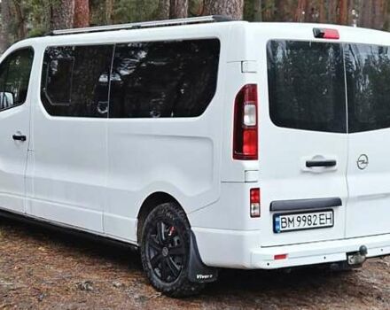 Белый Опель Виваро, объемом двигателя 1.6 л и пробегом 120 тыс. км за 19700 $, фото 2 на Automoto.ua