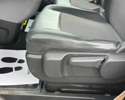 Білий Опель Віваро, об'ємом двигуна 2 л та пробігом 158 тис. км за 17600 $, фото 16 на Automoto.ua