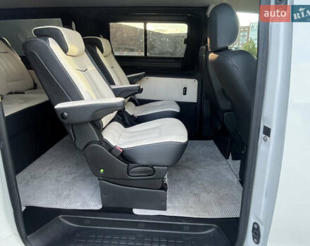 Белый Опель Виваро, объемом двигателя 2 л и пробегом 200 тыс. км за 27200 $, фото 6 на Automoto.ua